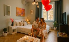 Chic Studio Near Bucharest'S Top Landmarks